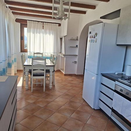Attico Anais Daire Loiri Porto San Paolo Dış mekan fotoğraf
