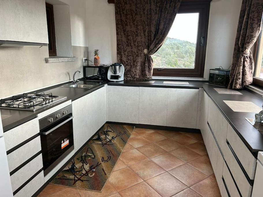 Attico Anais Daire Loiri Porto San Paolo Dış mekan fotoğraf
