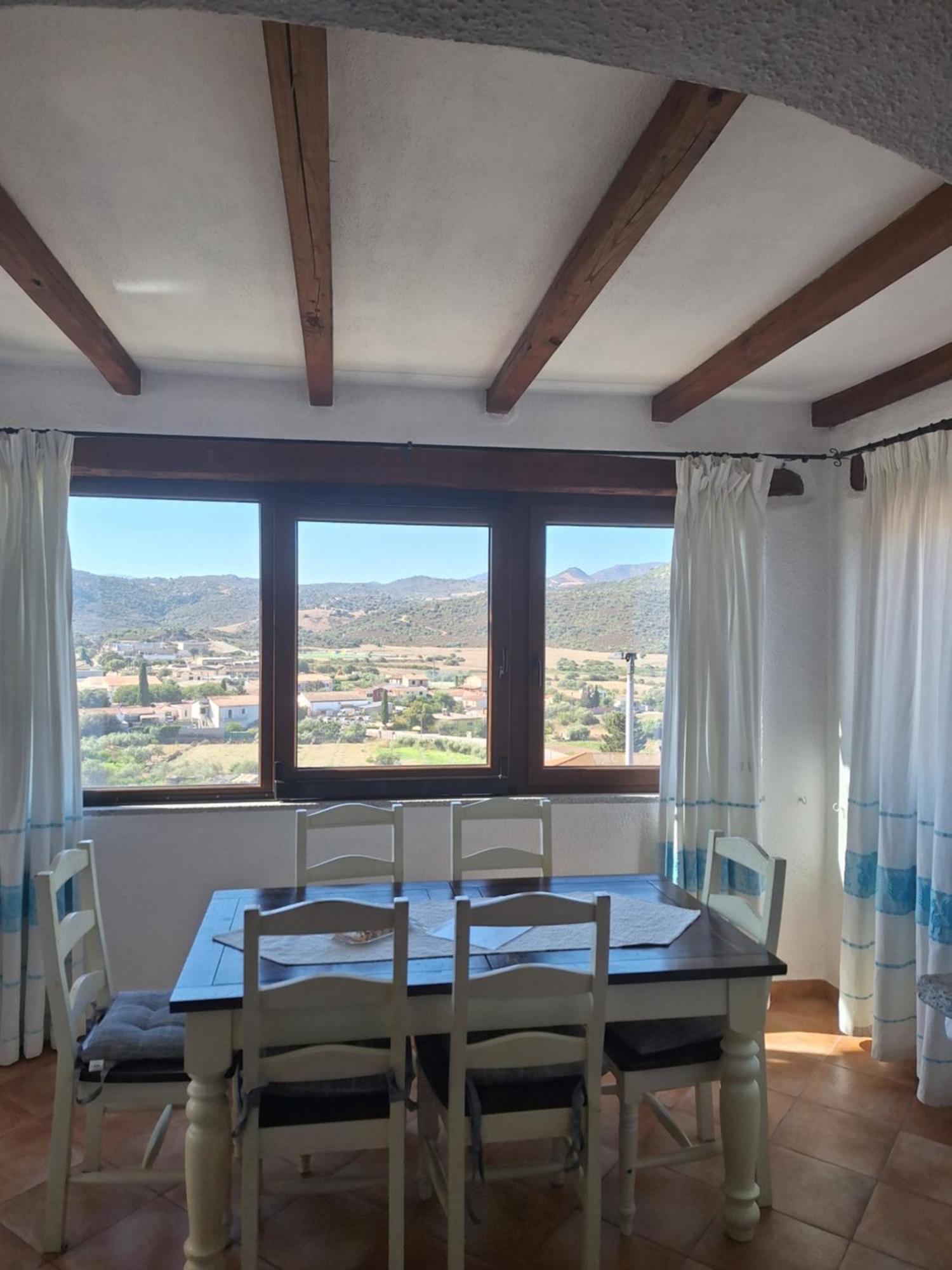 Attico Anais Daire Loiri Porto San Paolo Dış mekan fotoğraf